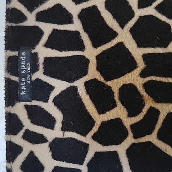 Kate Spade New York Leather Trimmed Animal Print Shoulder Bag - Picture 4 of 11